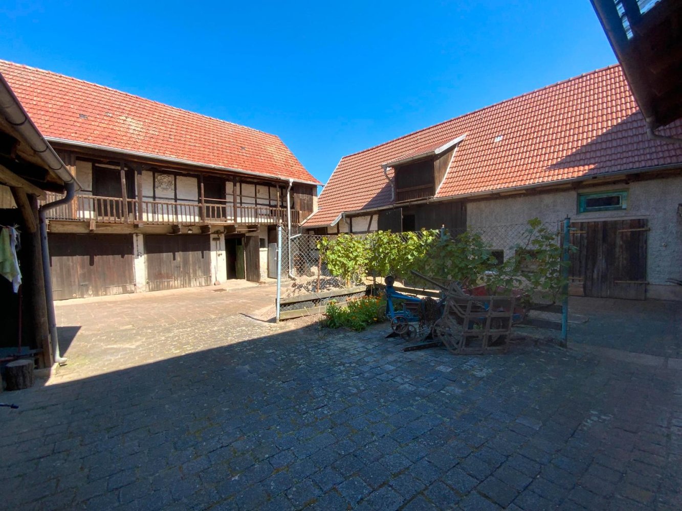 5-salle Ferme à Sommerda, Germany No. 180580