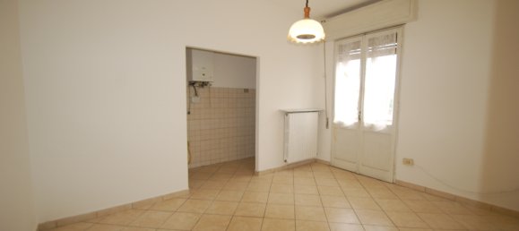 Apartamento de 3 habitaciónes en Ferrara, Italy No. 36656 3