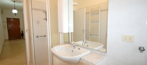 Apartamento de 3 habitaciónes en Ferrara, Italy No. 36656 14
