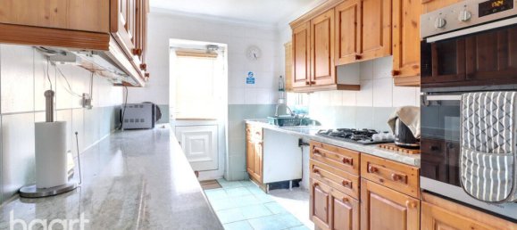 4 Schlafzimmer Haus in Rainham, United Kingdom, Nr. 4835 2