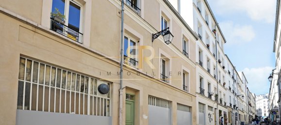 Studio in Paris, France No. 187018 12