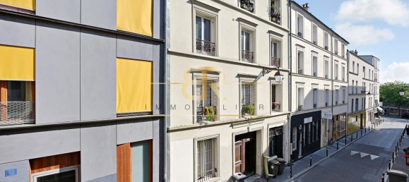 Studio in Paris, France No. 187018 10