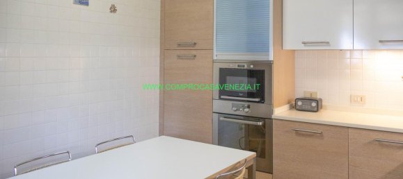 5 rooms Villa in Venice, Italy No. 232753 11