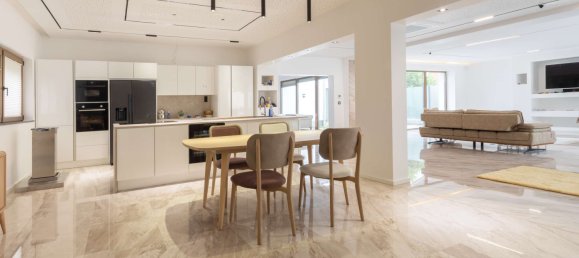 Villa de 7 dormitorios en Mulheim an der Ruhr, Germany No. 241351 4