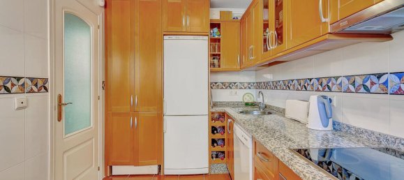 Dúplex de 3 dormitorios en Marbella, Spain No. 185330 3