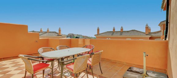 Dúplex de 3 dormitorios en Marbella, Spain No. 185330 7