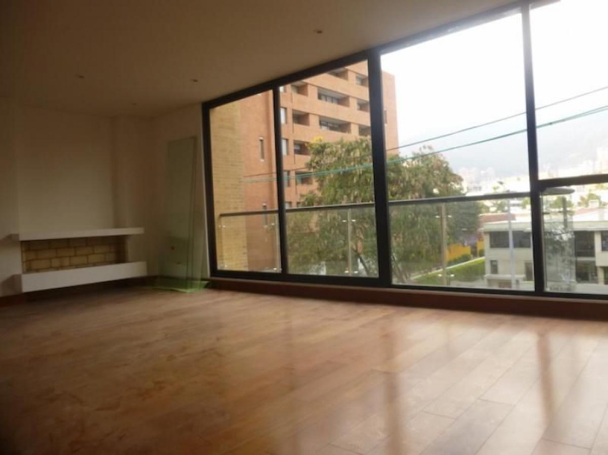 3 bedrooms House in Bogota, Colombia No. 12654