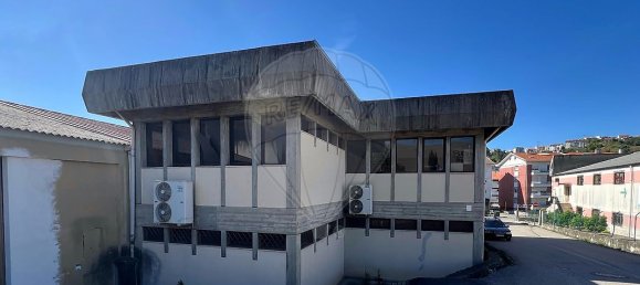 384m² Office in Coimbra, Portugal No. 52101 3