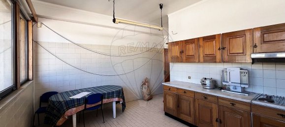 384m² Office in Coimbra, Portugal No. 52101 20