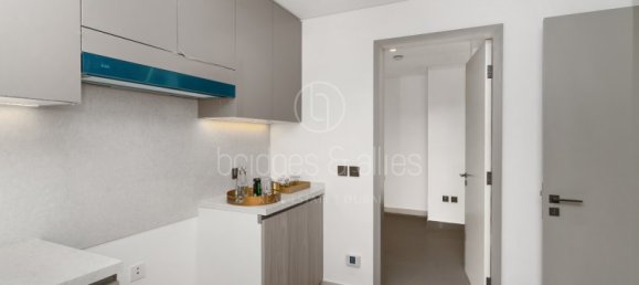 Villa de 4 dormitorios en Dubai, UAE No. 65644 3