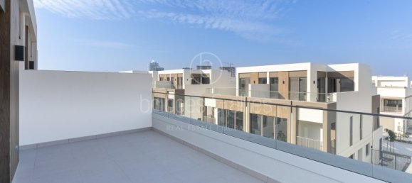 Villa de 4 dormitorios en Dubai, UAE No. 65644 24