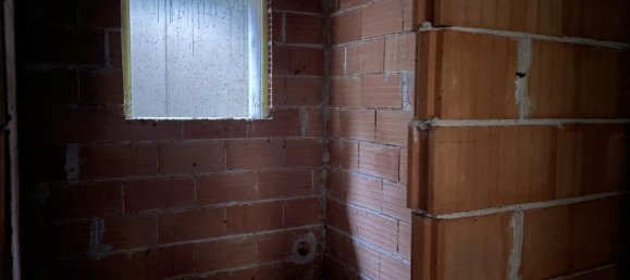 Casa de 6 divisões em Altivole, Italy N.º 7362 29