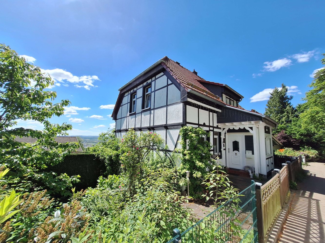 6 rooms House in Schaumburg, Germany No. 261126