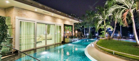 4 bedrooms Cafe / restaurant in Pattaya, Thailand No. 4051 2