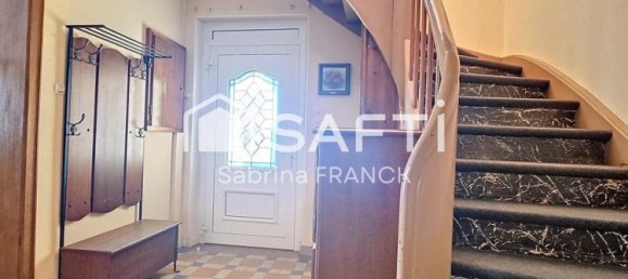 3 bedrooms House in Sarreinsming, France No. 84342 5