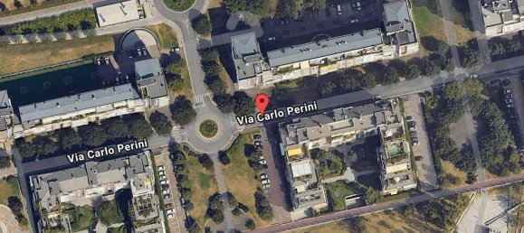 1 bedroom Apartment in Milan, Italy No. 303137 2