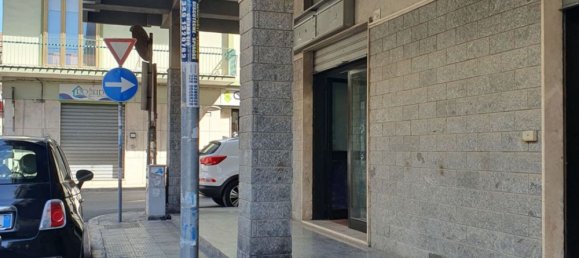 Gewerbliche Immobilie in Gallipoli, Italy 180m², Nr. 237144 8