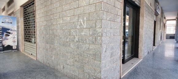 Gewerbliche Immobilie in Gallipoli, Italy 180m², Nr. 237144 2