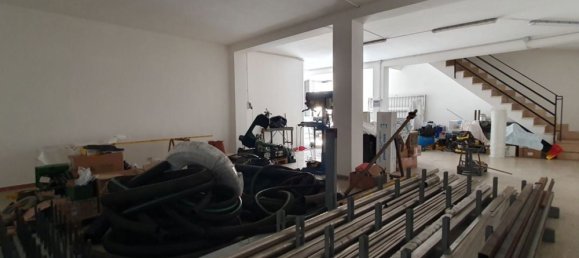 Gewerbliche Immobilie in Gallipoli, Italy 180m², Nr. 237144 22