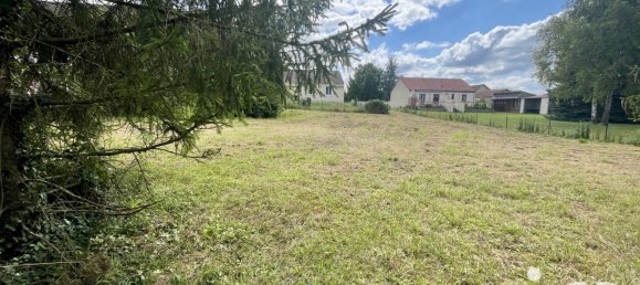 942m² Land in Selles, France No. 92130 3