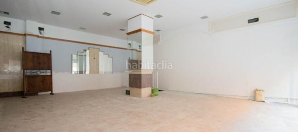 144m² Commercial property in Granada, Spain No. 180729 3