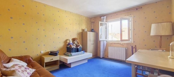 3 bedrooms House in Ormesson-sur-Marne, France No. 174919 10