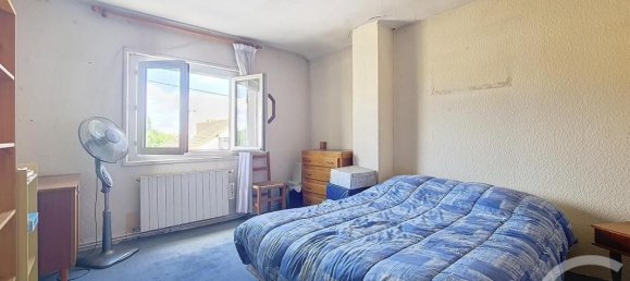 3 bedrooms House in Ormesson-sur-Marne, France No. 174919 11