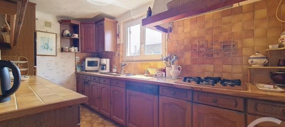 3 bedrooms House in Ormesson-sur-Marne, France No. 174919 8