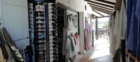 80m² Commercial property in Es Mercadal, Spain No. 1911 6