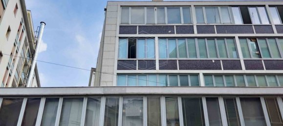 100m² Office in Padua, Italy No. 145178 13