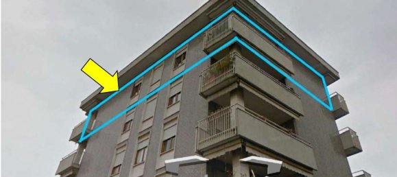 Ático de 5 habitaciónes en Busto Arsizio, Italy No. 94186 3