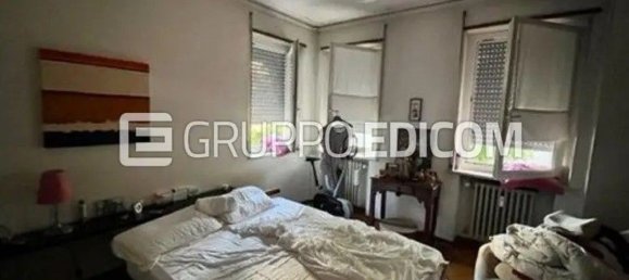 7 rooms Apartment in Venice, Italy No. 55042 4