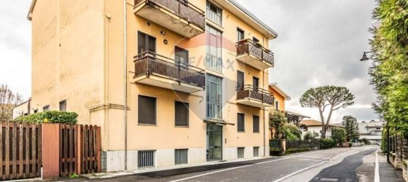 3غرفة شقة في Tradate, Italy رقم 14953 23