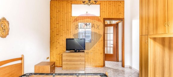 3غرفة شقة في Tradate, Italy رقم 14953 18