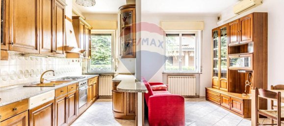 3غرفة شقة في Tradate, Italy رقم 14953 5