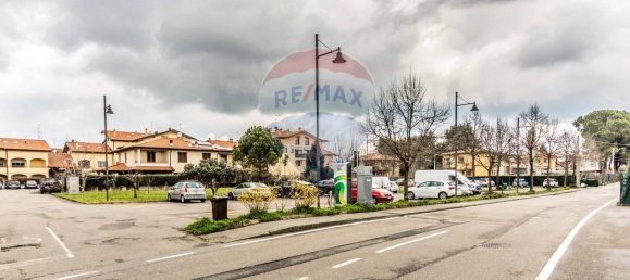 3غرفة شقة في Tradate, Italy رقم 14953 21