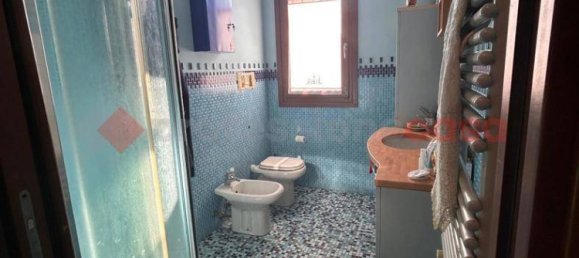 5 rooms Villa in Campi Bisenzio, Italy No. 13008 18