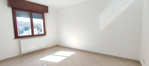 4-Zimmer Wohnung in Fano, Italy, Nr. 35255 3