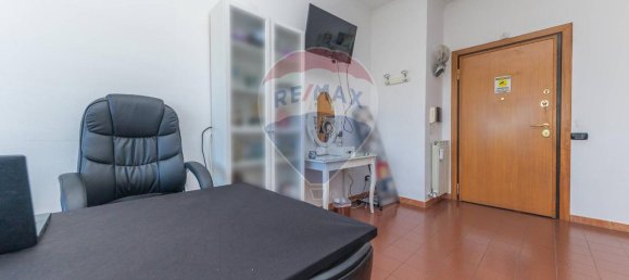 2 rooms Apartment in Rome, Italy No. 136036 4