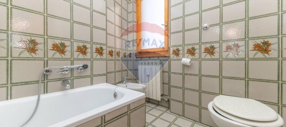 2 rooms Apartment in Rome, Italy No. 136036 12