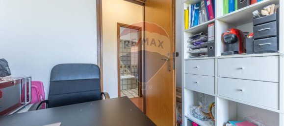 2 rooms Apartment in Rome, Italy No. 136036 8