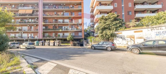 2 rooms Apartment in Rome, Italy No. 136036 15