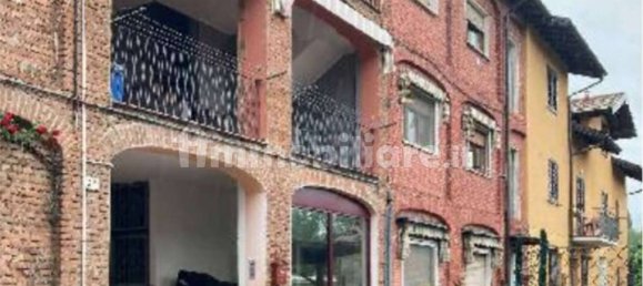 1 bedroom Apartment in Caravate, Italy No. 264148 2