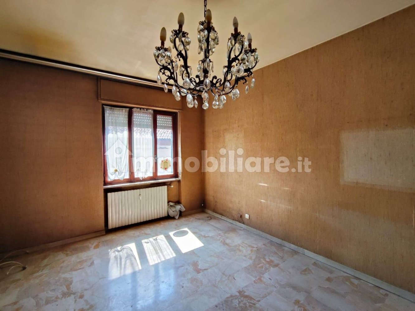 2 غرف نوم شقة في Alessandria, Italy رقم 346537