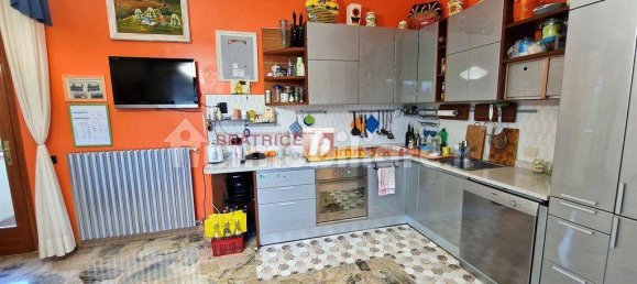 Вилла с 3 спальнями в Капаннори, Италия № 98054 19