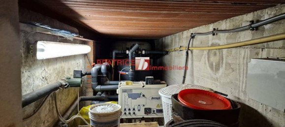 Вилла с 3 спальнями в Капаннори, Италия № 98054 40