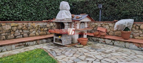 Вилла с 3 спальнями в Капаннори, Италия № 98054 46