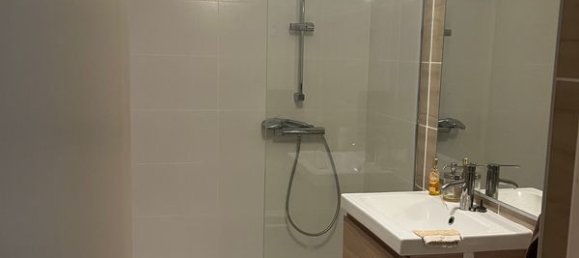 3 bedrooms Apartment in Toulon, France No. 318674 3