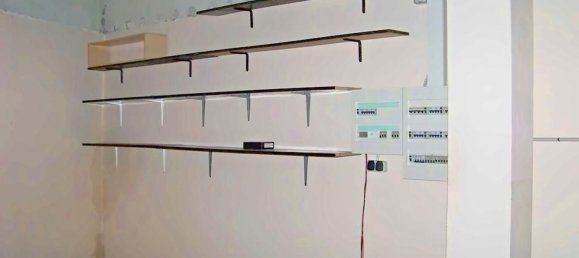 Gewerbliche Immobilie in A Coruna, Spain 391m², Nr. 38539 16