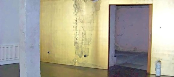 Gewerbliche Immobilie in A Coruna, Spain 391m², Nr. 38539 21